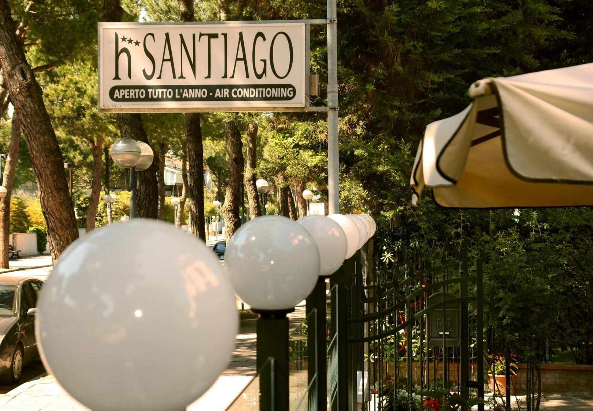 Hotel Santiago ميلانو ماريتيما المظهر الخارجي الصورة